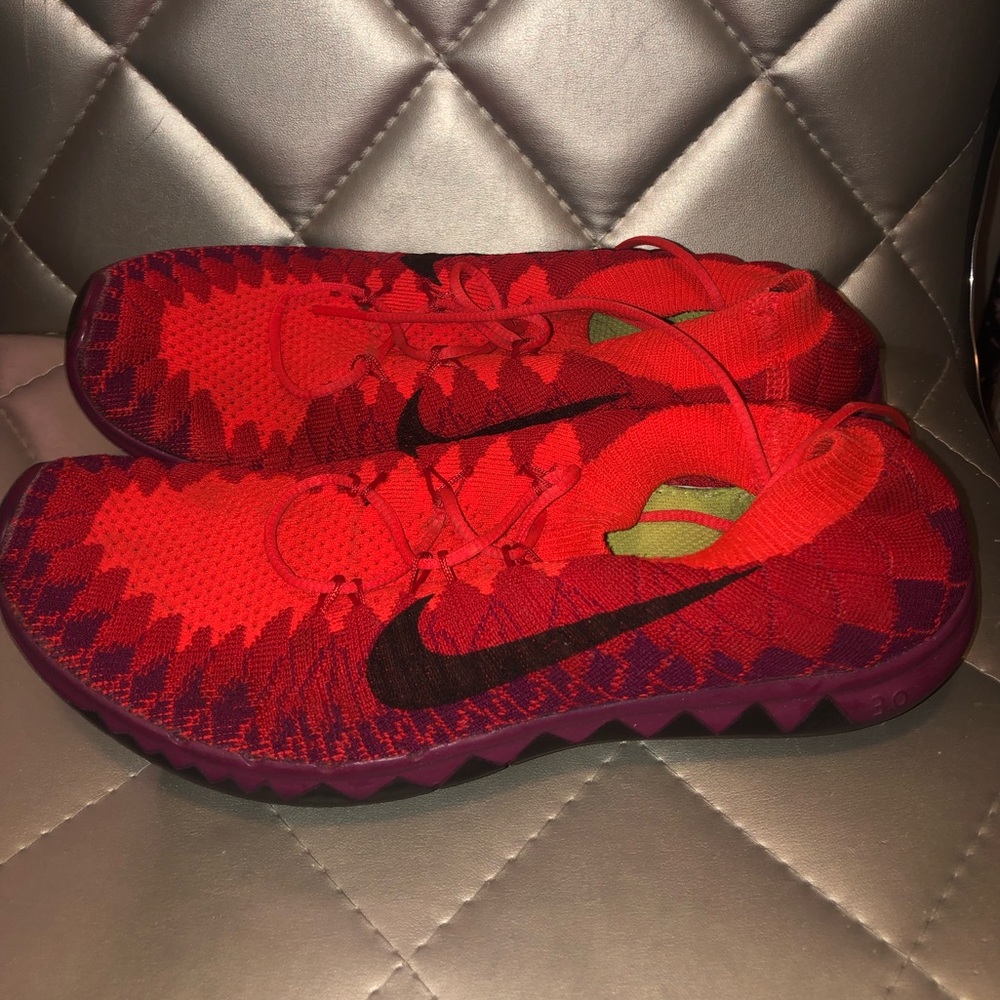 Nike free runs